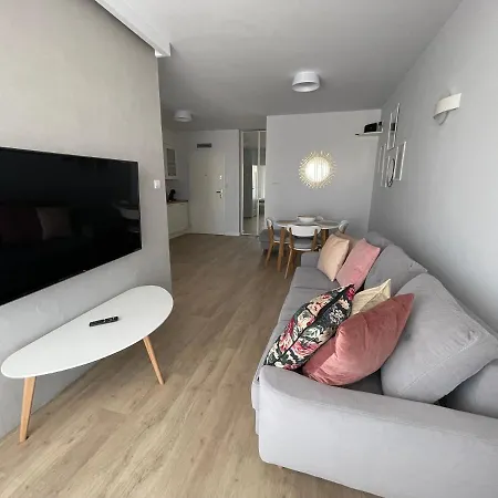 Daire Al-dom Apartament Ostoja Kolobrzeg